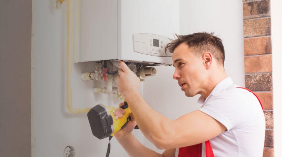 Expert burst pipe repair services in Devine, TX